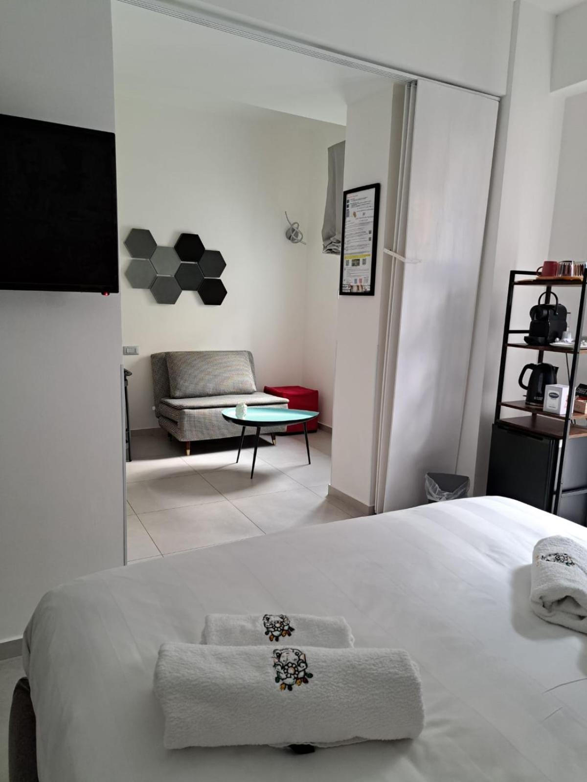 Sikelia Superior Rooms Milazzo Exterior photo